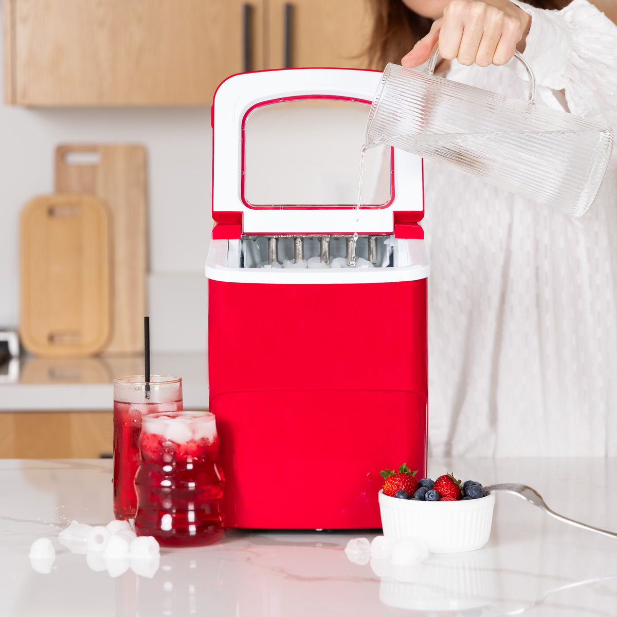 Easy to operate and serve cold drinks fast