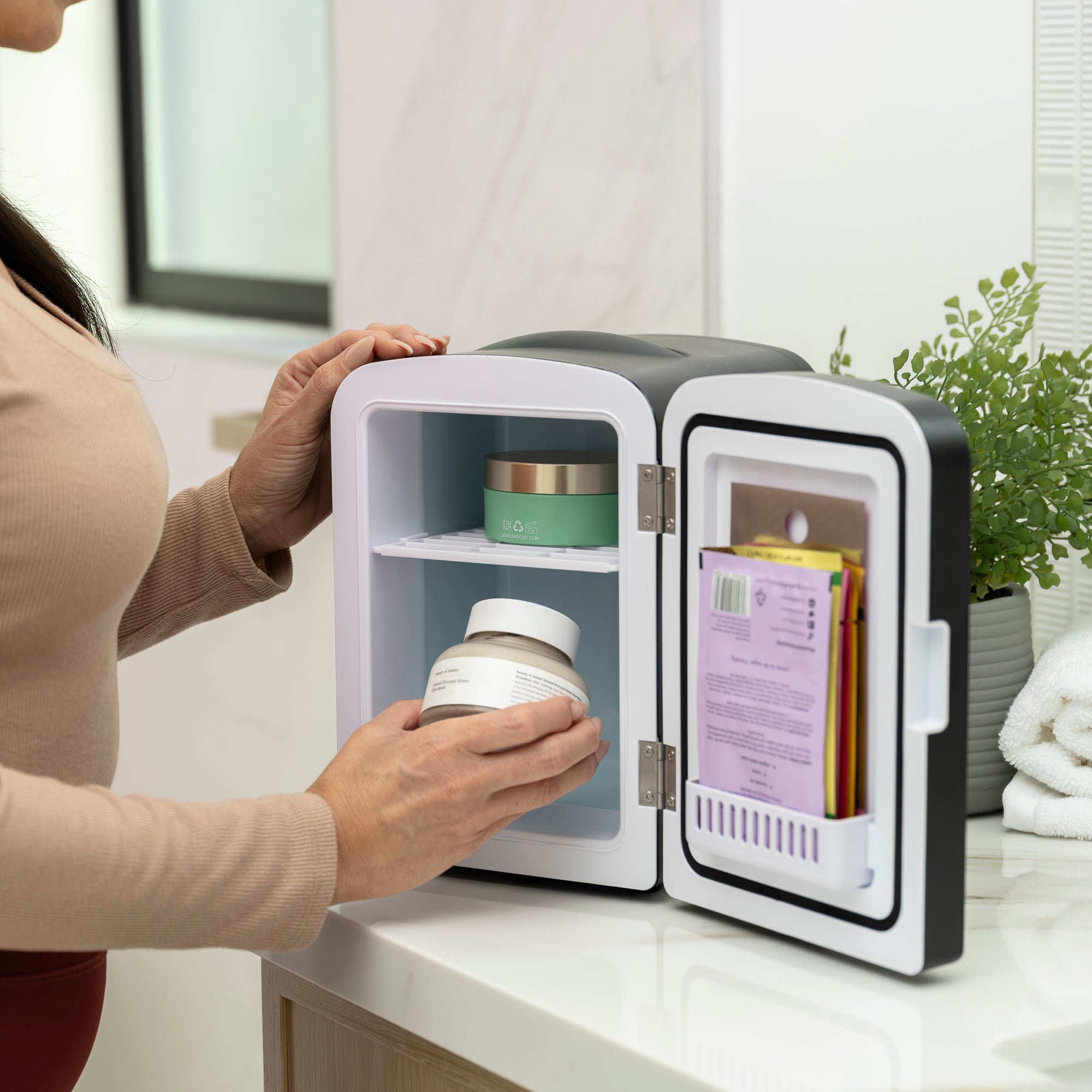 Antarctic Star Compact 4L Mini Fridge with LED Mirror