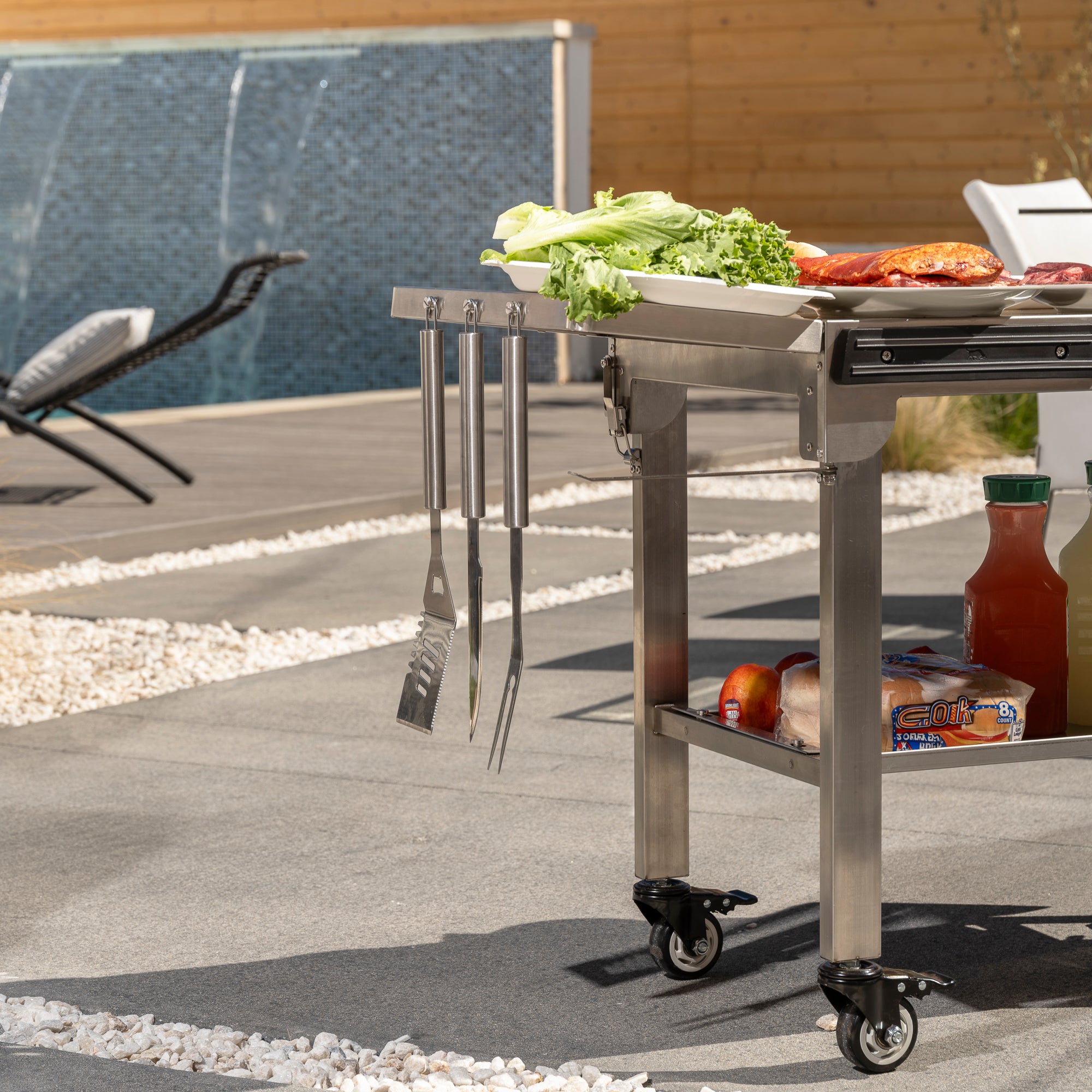 R.W.FLAME Deluxe Portable Grill Table