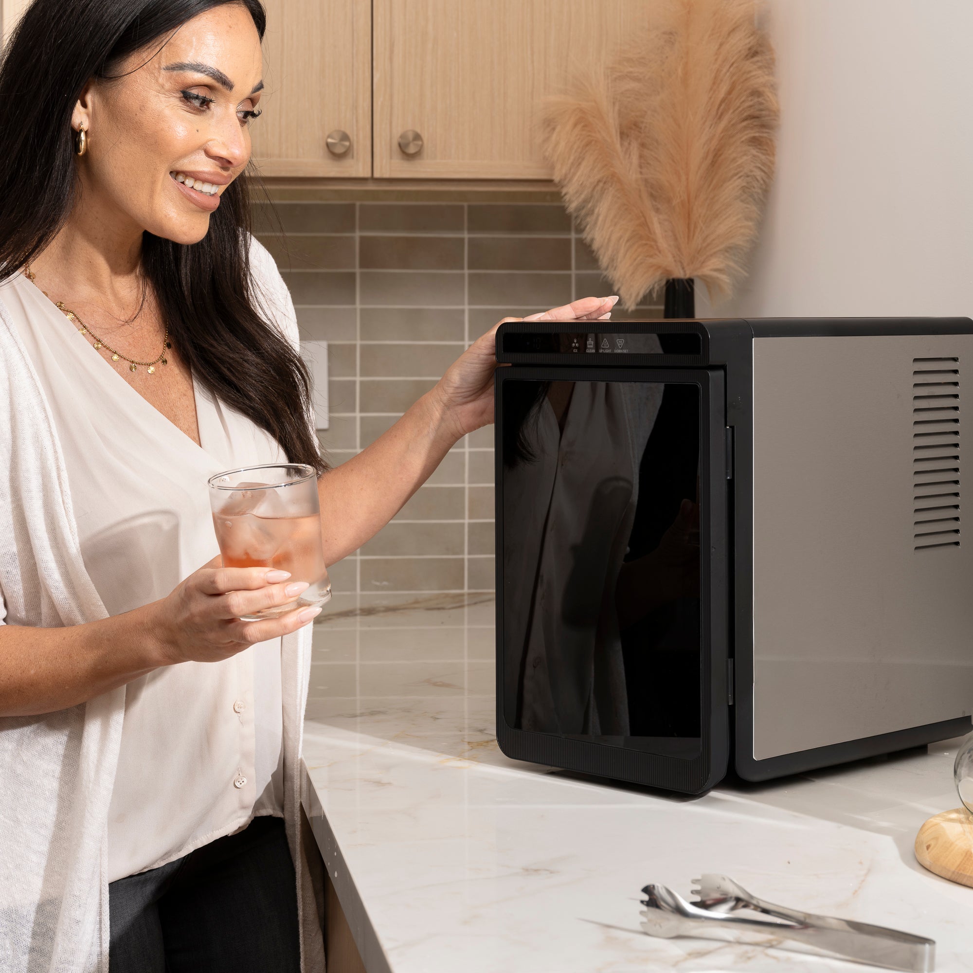 Antarctic Star Whiskey Ice Cube Maker