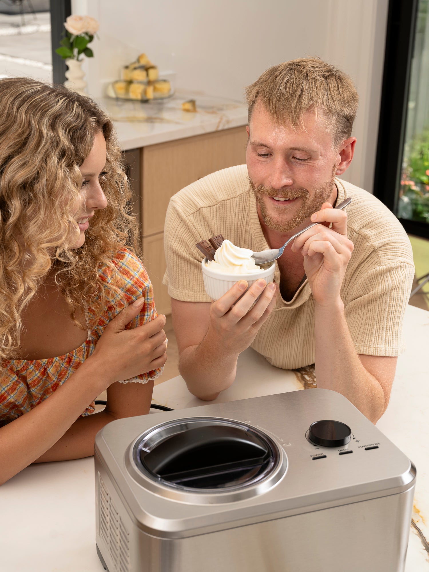 Kismile 1.5L Ice Cream/Yogurt Maker