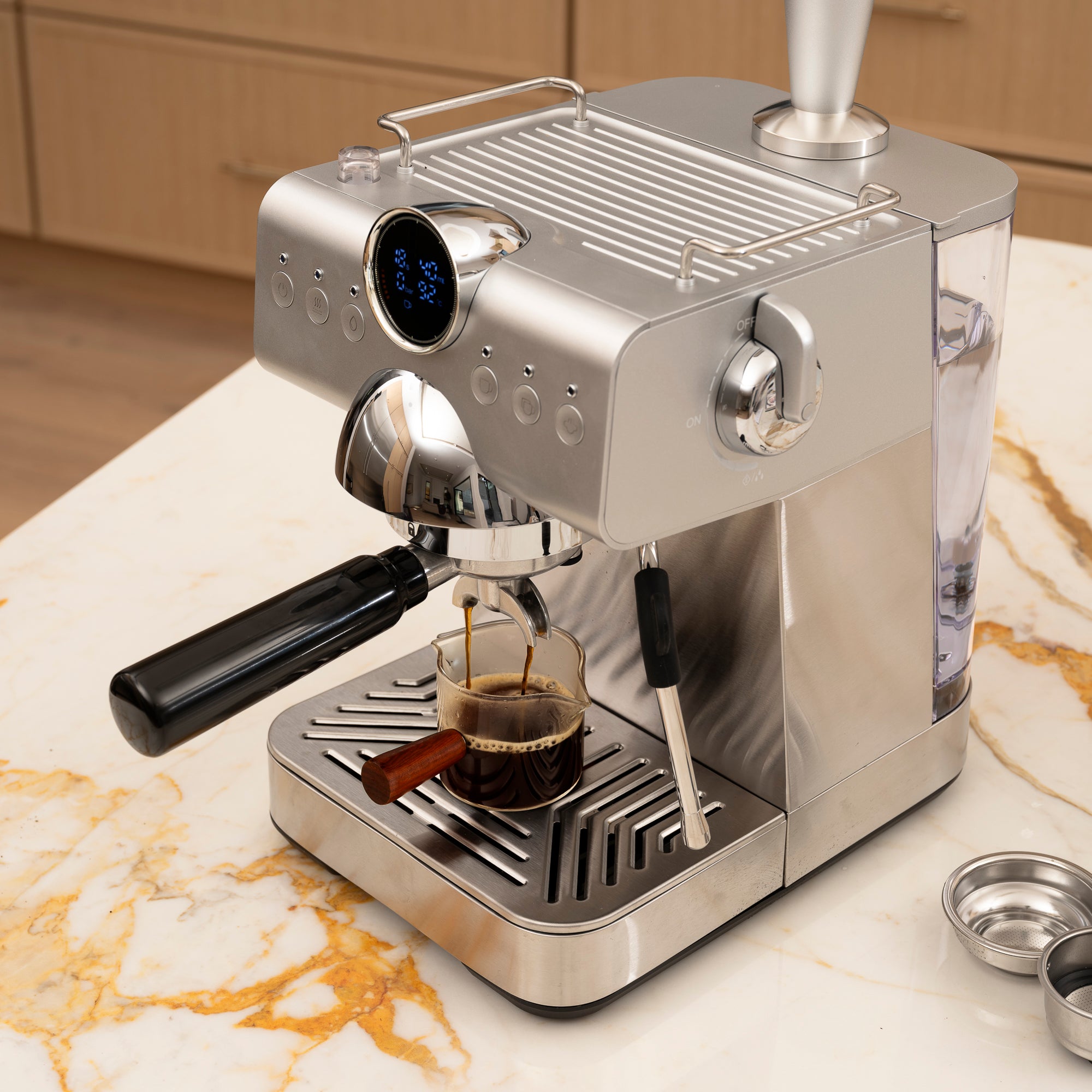 Kismile Compact Espresso Machine with Cold Brew Function