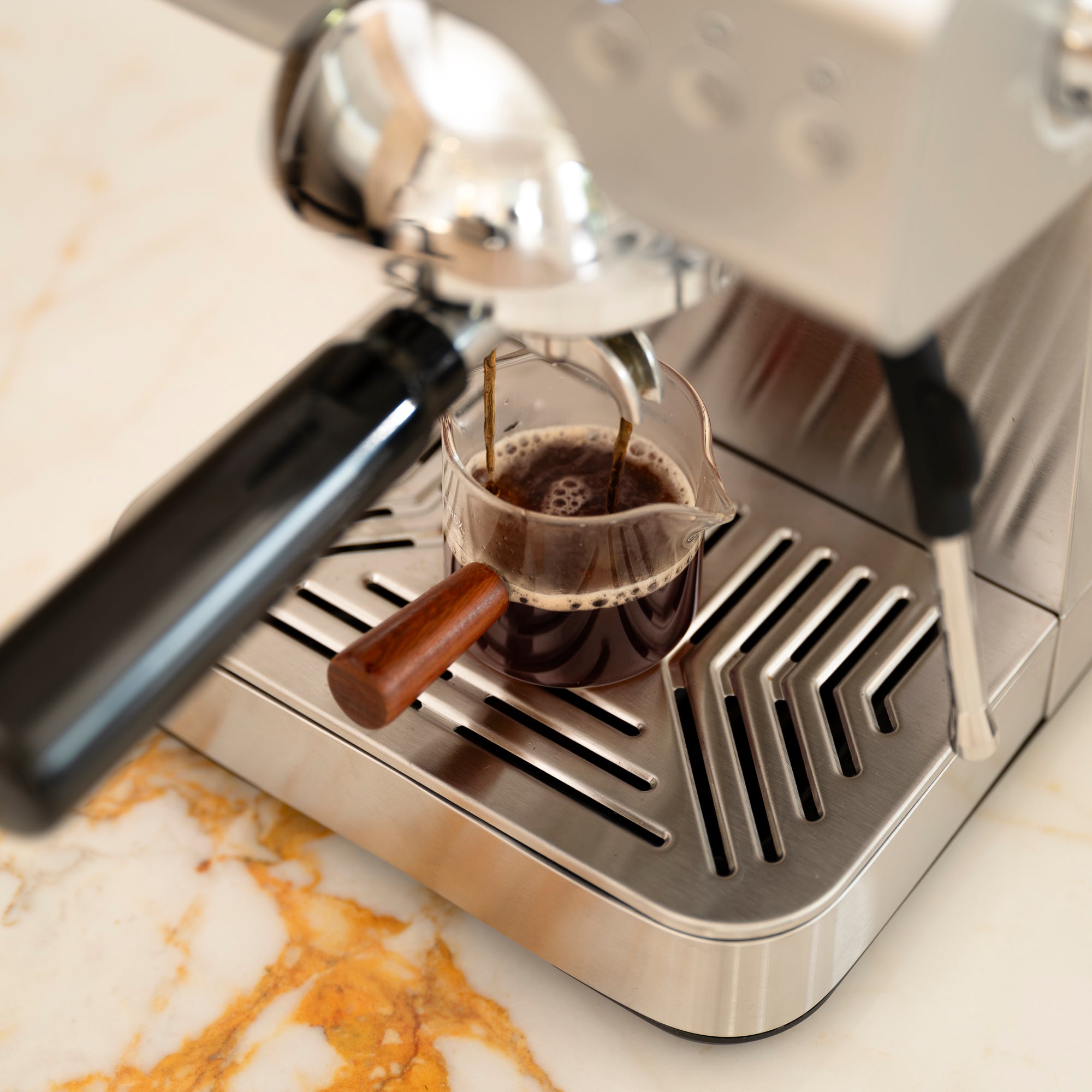 Kismile Compact Espresso Machine with Cold Brew Function