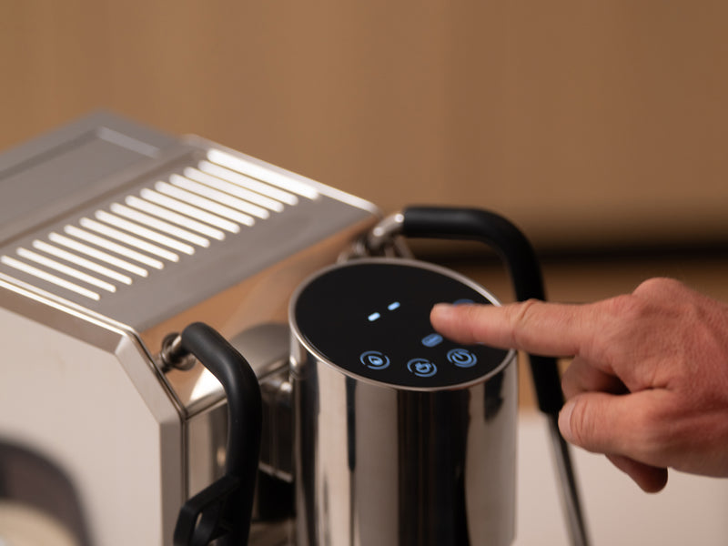 Rowan NOVA Pure espresso machine touchscreen and coffee making features