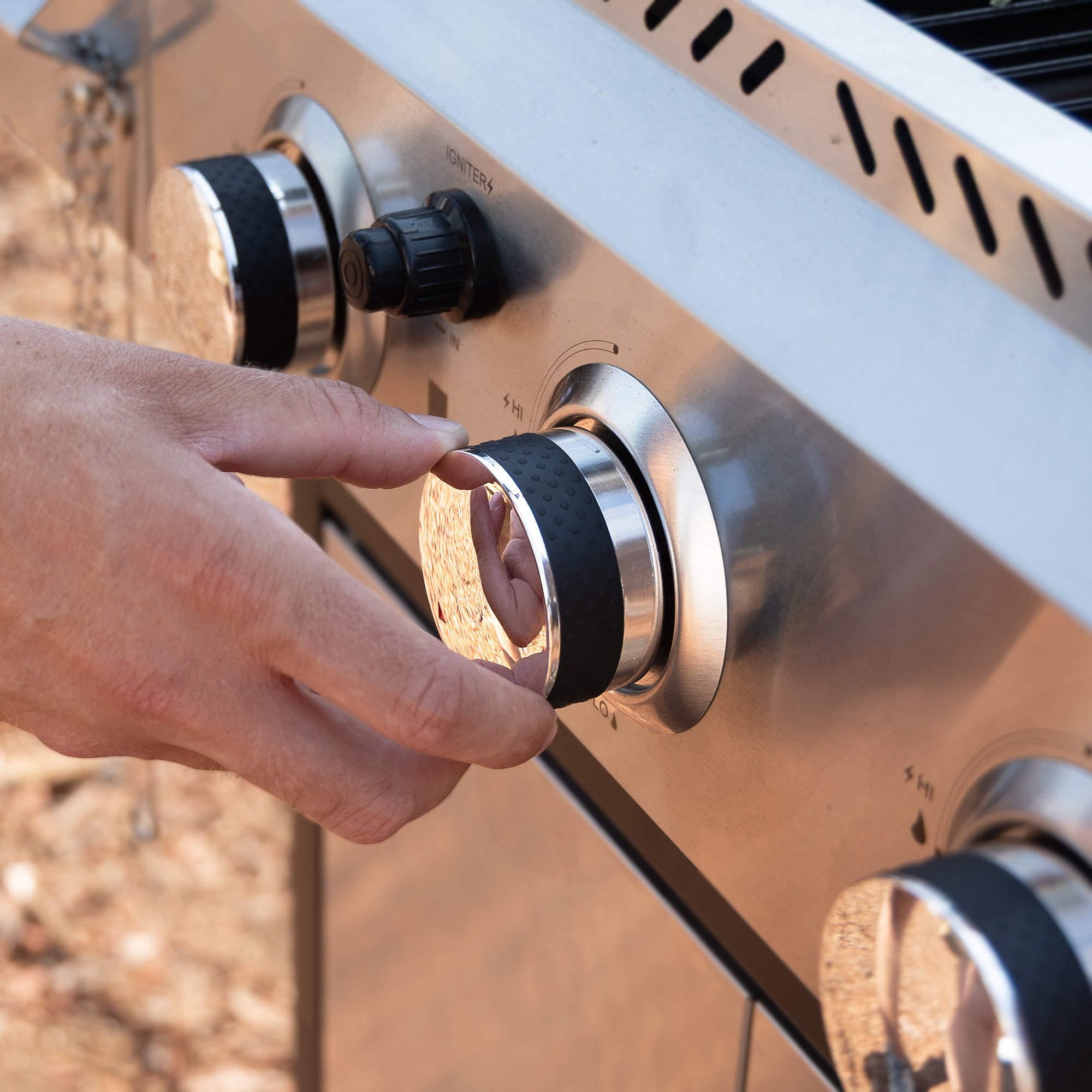 R.W.FLAME 3-Burner Propane Grill with Side Burner